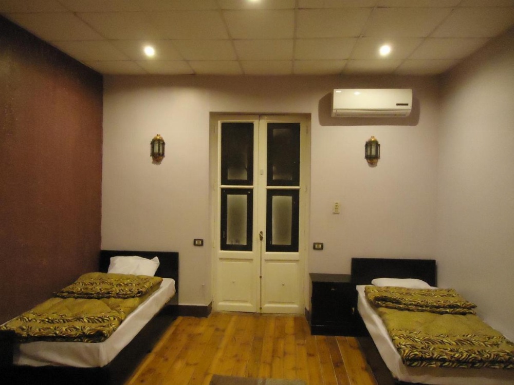 Room image 5